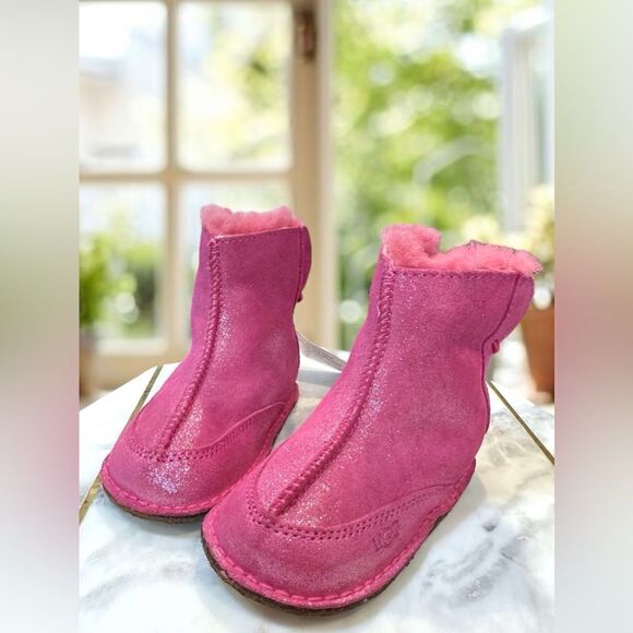UGG Infant Baby Toddler Winter Boo Crib Shearling Boots Size 6/7 L 18-24 Months - Picture 3 of 14